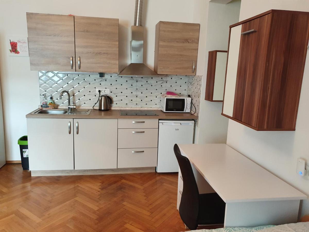 Apartments Fazarinc S Parkiriscem Celje Esterno foto